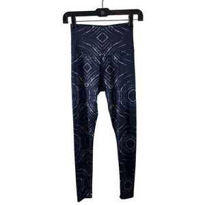 Beyond Yoga Lux Ripple Effect Print High Waisted Legging Size Small Navy Blue